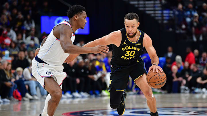 The Golden State Warriors and guard Stephen Curry are underdogs in their play-in matchup.