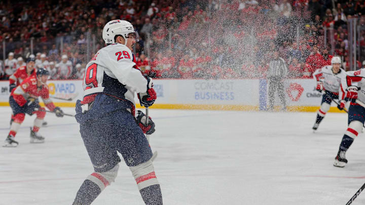 Hendrix Lapierre, Washington Capitals Mandatory Credit: Sam Navarro-Imagn Images