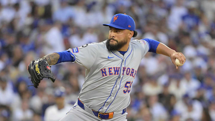 New York Mets pitcher Sean Manaea (59) pitches against the Los Angeles Dodgers in the second inning during game six of the NLCS for the 2024 MLB playoffs at Dodger Stadium on Oct 20.