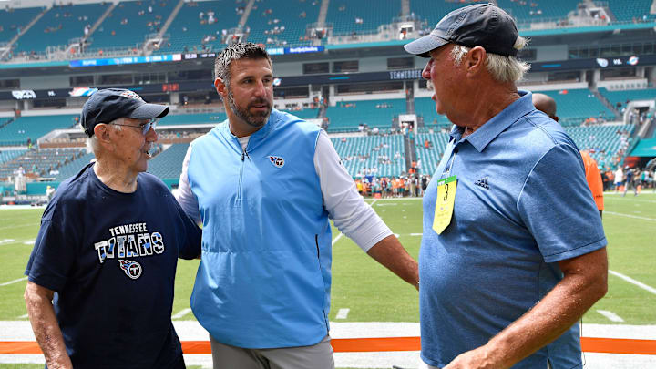 Titans head coach Mike Vrabel spends time with his grandfather, George, left, and father, Chuck, before the game against the Dolphins at Hard Rock Stadium Sunday, Sept. 9, 2018, in Miami Gardens, Fla.

Nas Titans 9 9 Main