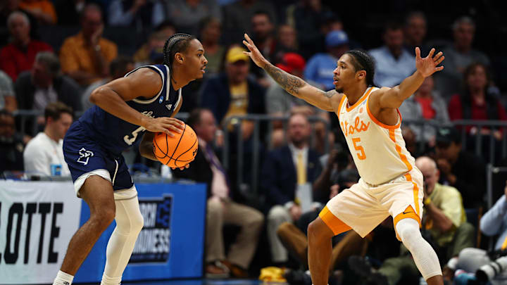 Saint Peter's v Tennessee