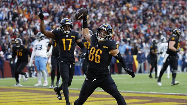 Washington Commanders tight end Zach Ertz.