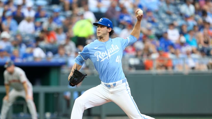 Sep 21, 2024; Kansas City, Missouri, USA; Kansas City Royals pitcher Daniel Lynch IV (41) pitches during the top of the seventh inning against the San Francisco Giants at Kauffman Stadium. Mandatory Credit: Scott Sewell-Imagn Images