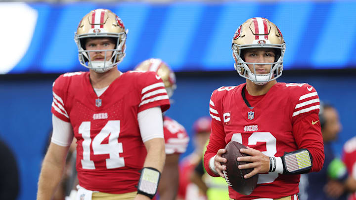 San Francisco 49ers quarterback Sam Darnold (L) and Brock Purdy (R)