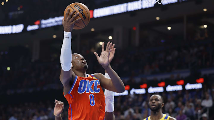 Nov 10, 2024; Oklahoma City, Oklahoma, USA; Oklahoma City Thunder forward Jalen Williams (8) shoots against the Golden State Warriors during the second quarter at Paycom Center. Mandatory Credit: Alonzo Adams-Imagn Images