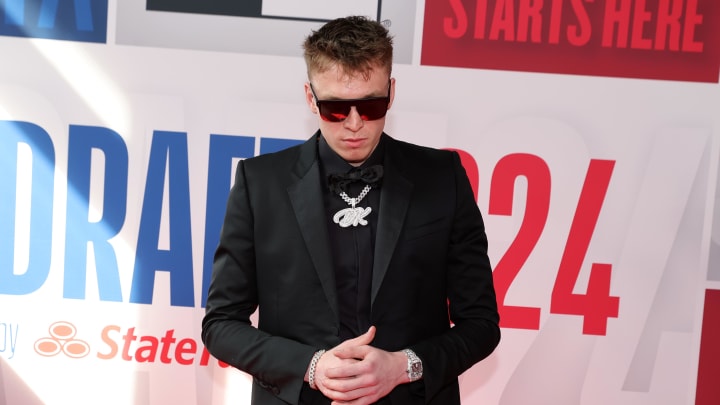 Jun 26, 2024; Brooklyn, NY, USA; Dalton Knecht arrives for the first round of the 2024 NBA Draft at Barclays Center.