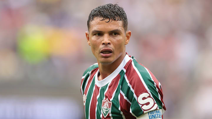 Thiago Silva é um dos indicados ao time ideal da Fifa da temporada 2024/25 Thiago Silva é um dos indicados ao time ideal da Fifa da temporada 2024/25