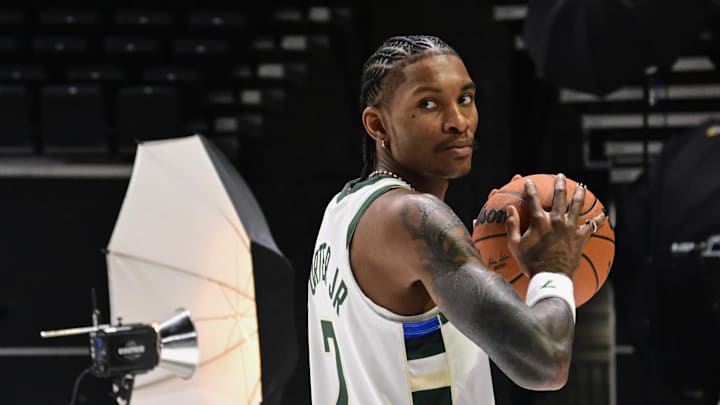 Sep 29, 2025; Milwaukee, WI, USA; Milwaukee Bucks guard Kevin Porter Jr (7) poses for a picture during Milwaukee Bucks Media Day at the Fiserv Forum. Mandatory Credit: Benny Sieu-Imagn Images Sep 29, 2025; Milwaukee, WI, USA; Milwaukee Bucks guard Kevin Porter Jr (7) poses for a picture during Milwaukee Bucks Media Day at the Fiserv Forum. Mandatory Credit: Benny Sieu-Imagn Images