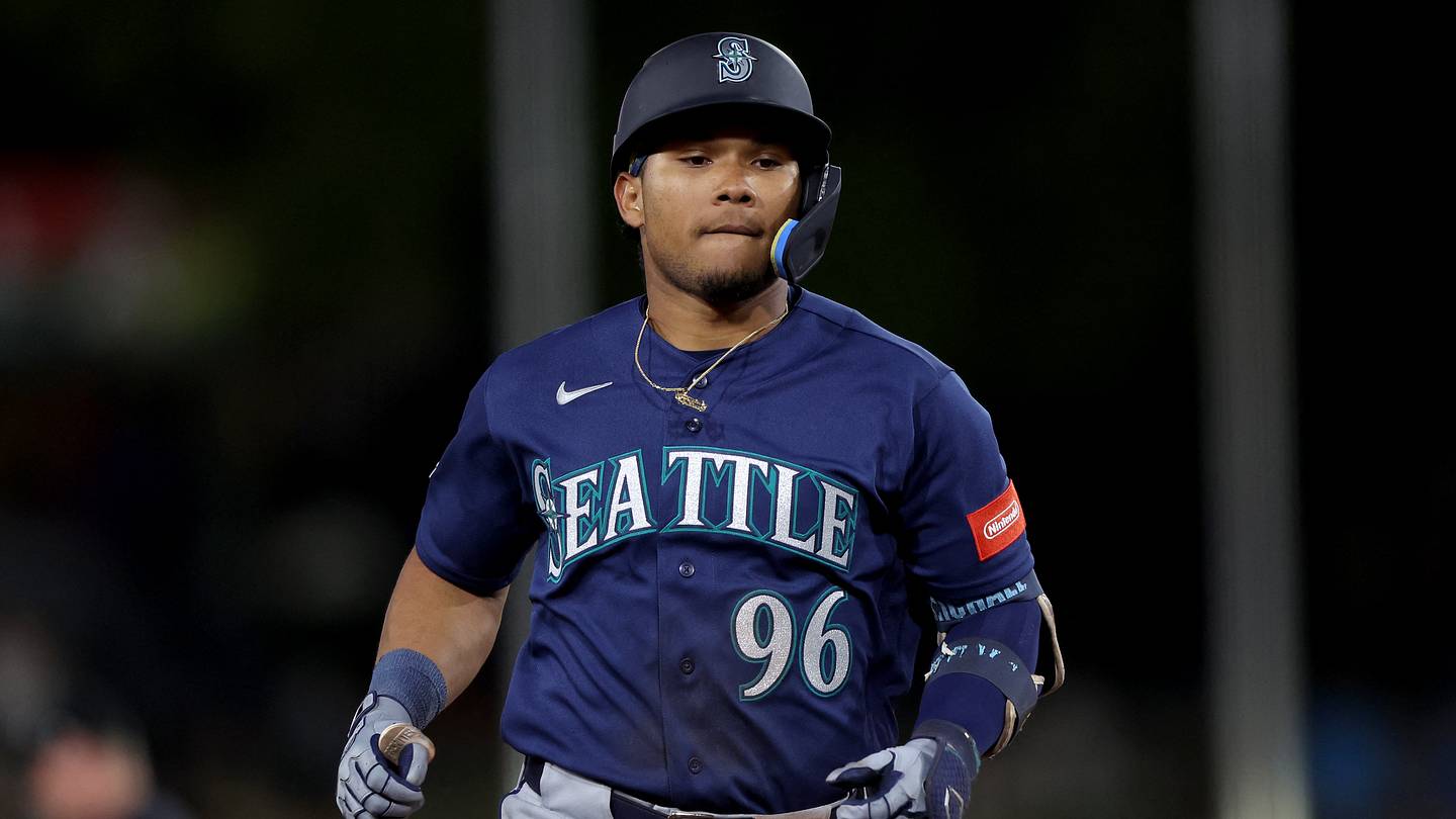 Michael Arroyo teased he can be an elite hitter, but how does he fit on Mariners?