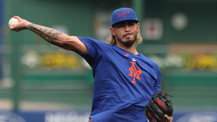 Aug 8, 2026; Pittsburgh, Pennsylvania, USA; New York Mets infielder Gabriel Arias (25) warms up before the game against the Pittsburgh Pirates at PNC Park. Mandatory Credit: Charles LeClaire-Imagn Images Aug 8, 2026; Pittsburgh, Pennsylvania, USA; New York Mets infielder Gabriel Arias (25) warms up before the game against the Pittsburgh Pirates at PNC Park. Mandatory Credit: Charles LeClaire-Imagn Images