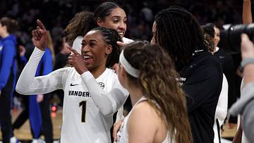 Mikayla Blakes Sets Record, Leads Vanderbilt to Victory