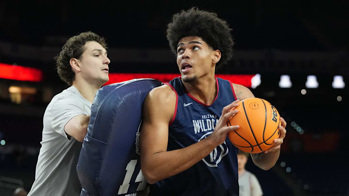 Apr 3, 2026; Indianapolis, IN, USA; Arizona Wildcats forward Koa Peat (10) goes to the basket during a practice session ahead of the Final Four of the men's 2026 NCAA Tournament at Lucas Oil Stadium. Mandatory Credit: Bob Donnan-Imagn Images