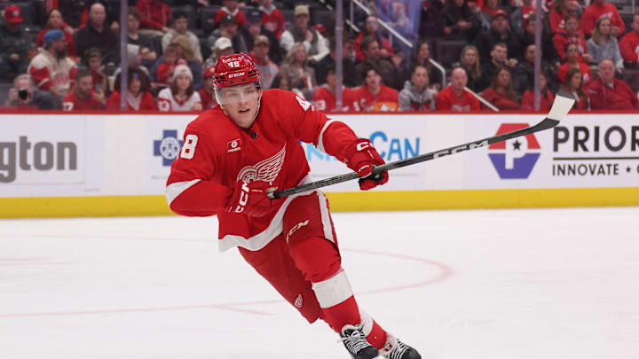 Arizona Coyotes v Detroit Red Wings
