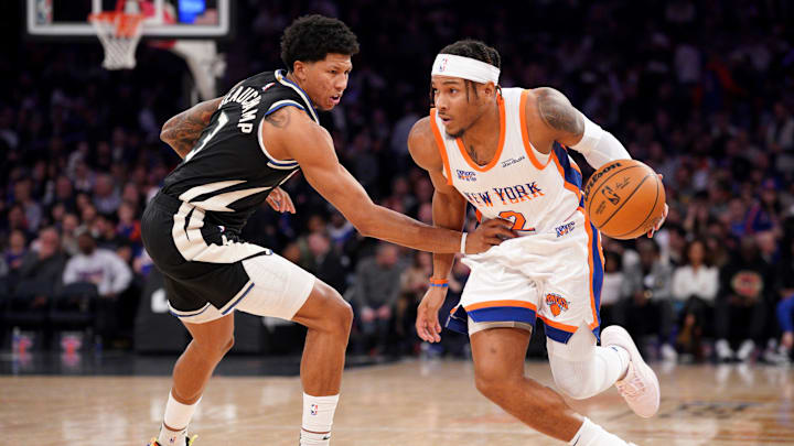 Milwaukee Bucks v New York Knicks