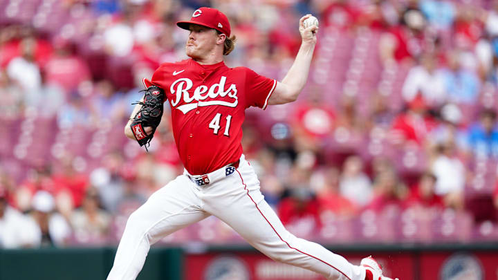 Cincinnati Reds pitcher Andrew Abbott (41) delivers a pitch in the first inning during a MLB game between the Cincinnati Reds and Philadelphia Phillies, Monday, Aug. 11, 2025, at Great American Ball Park in downtown Cincinnati.