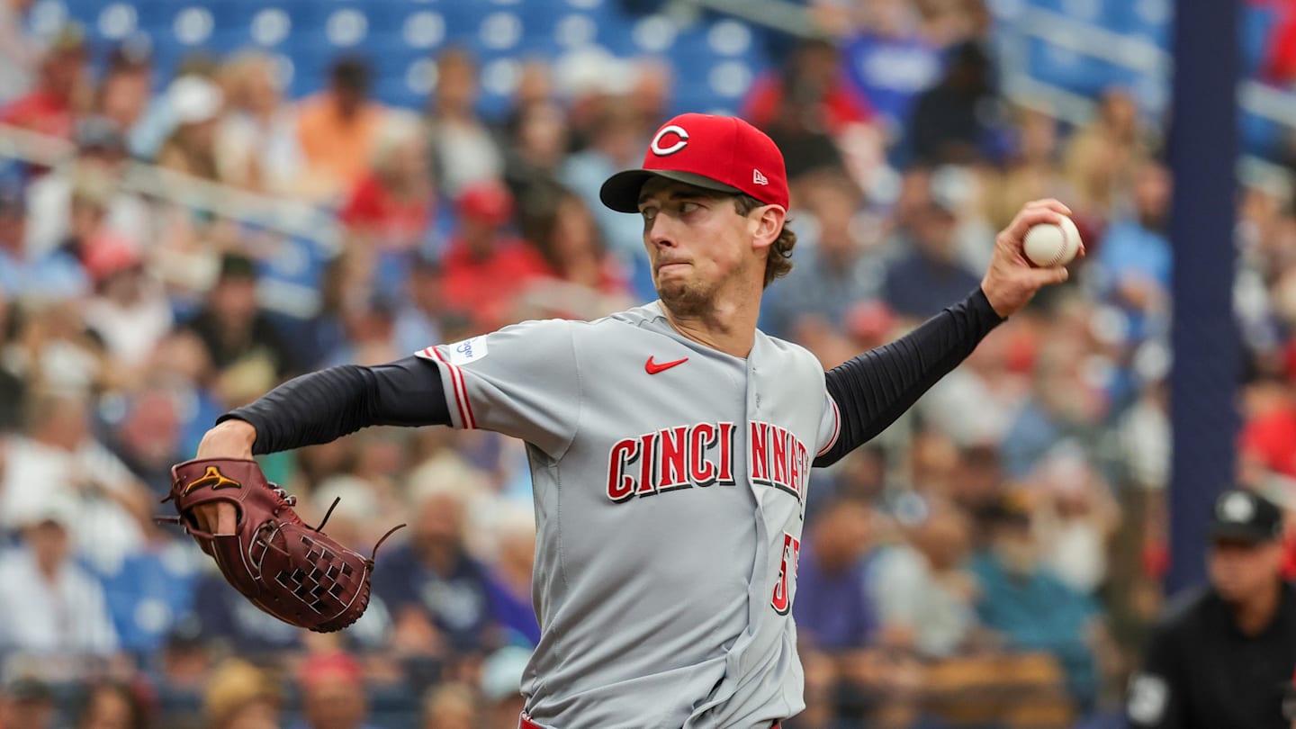 One Problem Could Derail Brandon Williamson’s Spot in Reds Rotation