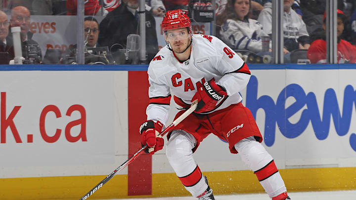 Carolina Hurricanes v Toronto Maple Leafs