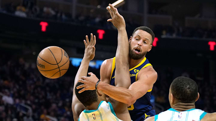 Charlotte Hornets v Golden State Warriors