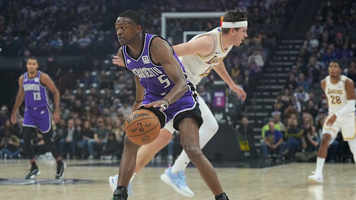 Los Angeles Lakers v Sacramento Kings