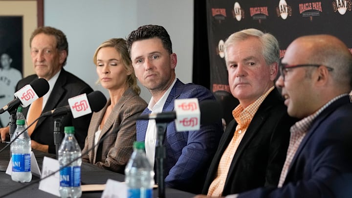 Buster Posey Announces Retirement