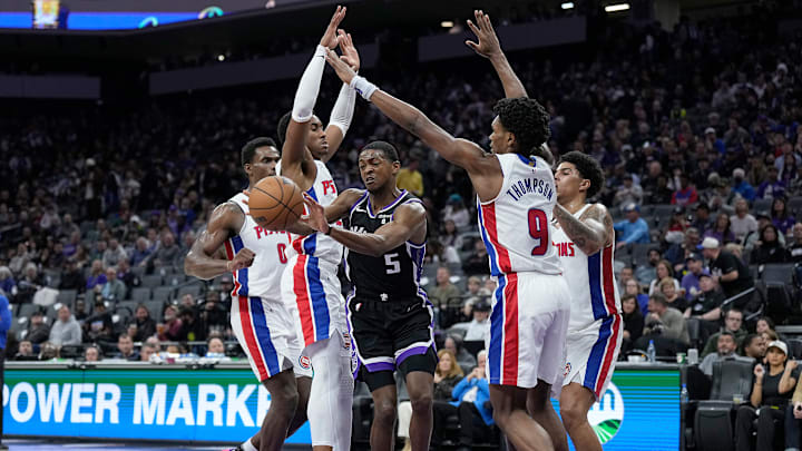 Detroit Pistons v Sacramento Kings