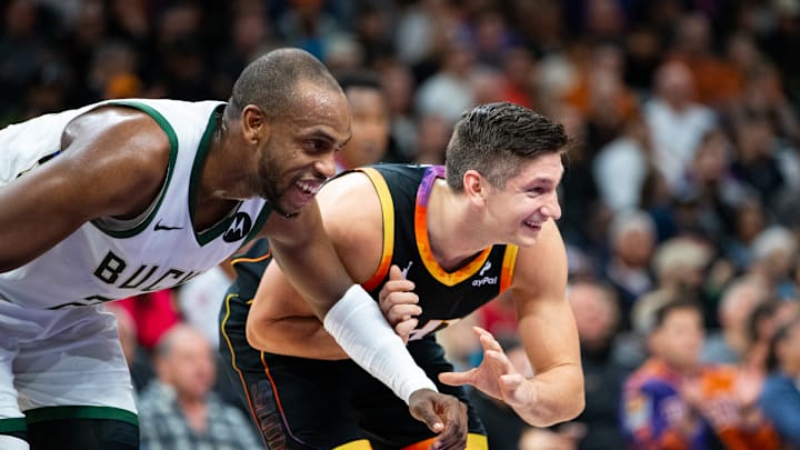 Milwaukee Bucks v Phoenix Suns