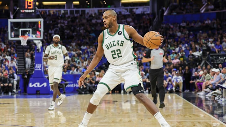 Apr 14, 2024; Orlando, Florida, USA; Milwaukee Bucks forward Khris Middleton (22) handles the ball during the first quarter against the Orlando Magic at KIA Center. Mandatory Credit: Mike Watters-Imagn Images Apr 14, 2024; Orlando, Florida, USA; Milwaukee Bucks forward Khris Middleton (22) handles the ball during the first quarter against the Orlando Magic at KIA Center. Mandatory Credit: Mike Watters-Imagn Images