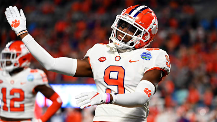 Clemson Tigers safety R.J. Mickens reacts to a penalty call during the fourth quarter of the ACC Championship game against the North Carolina Tar Heels.