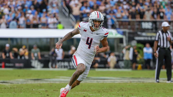Arizona Wildcats wide receiver Tetairoa McMillan during the second quarter against the UCF Knights at FBC Mortgage Stadium