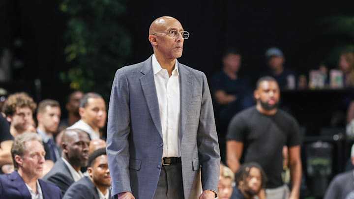 Feb 1, 2025; Orlando, Florida, USA; UCF Knights head coach Johnny Dawkins looks on during the first half against the Brigham Young Cougars at Addition Financial Arena. Mandatory Credit: Mike Watters-Imagn Images Feb 1, 2025; Orlando, Florida, USA; UCF Knights head coach Johnny Dawkins looks on during the first half against the Brigham Young Cougars at Addition Financial Arena. Mandatory Credit: Mike Watters-Imagn Images