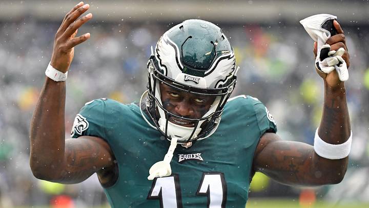 Oct 2, 2022; Philadelphia, Pennsylvania, USA; Philadelphia Eagles wide receiver A.J. Brown (11) against the Jacksonville Jaguars at Lincoln Financial Field. Mandatory Credit: Eric Hartline-Imagn Images Oct 2, 2022; Philadelphia, Pennsylvania, USA; Philadelphia Eagles wide receiver A.J. Brown (11) against the Jacksonville Jaguars at Lincoln Financial Field. Mandatory Credit: Eric Hartline-Imagn Images