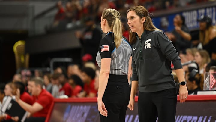 Mar 24, 2025; Raleigh, North Carolina, USA; Michigan State Spartans head coach Robyn Fralick argues a call during the first half at James T. Valvano Arena at William Neal Reynolds. Mandatory Credit: William Howard-Imagn Images Mar 24, 2025; Raleigh, North Carolina, USA; Michigan State Spartans head coach Robyn Fralick argues a call during the first half at James T. Valvano Arena at William Neal Reynolds. Mandatory Credit: William Howard-Imagn Images