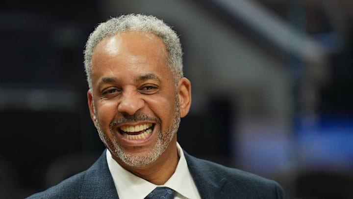 Charlotte Hornets color commentator Dell Curry before the game against the Golden State Warriors