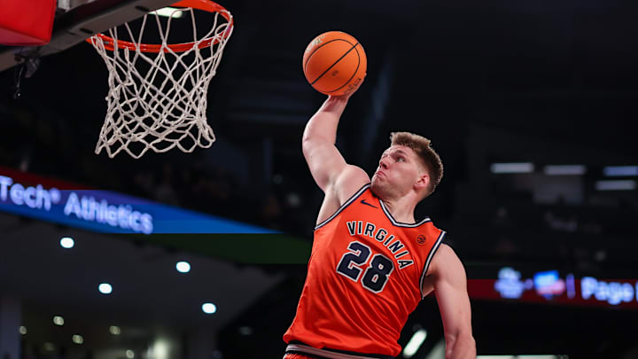 Feb 18, 2026; Atlanta, Georgia, USA; Virginia Cavaliers forward Thijs de Ridder (28) dunks against the Georgia Tech Yellow Jackets in the first half at McCamish Pavilion. Mandatory Credit: Brett Davis-Imagn Images