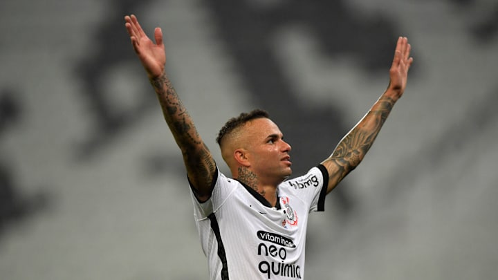 Luan deixa o Corinthians e chega ao Santos como uma incógnita 