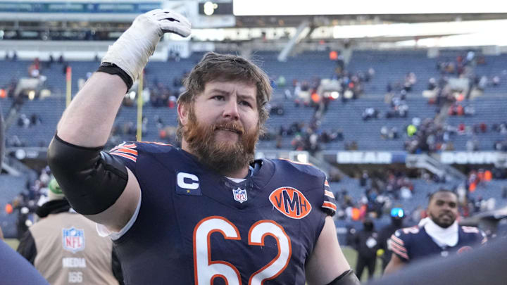 Dec 14, 2025; Chicago, Illinois, USA; Chicago Bears guard Joe Thuney (62) celebrates after defeating the Cleveland Browns at Soldier Field. Mandatory Credit: David Banks-Imagn Images