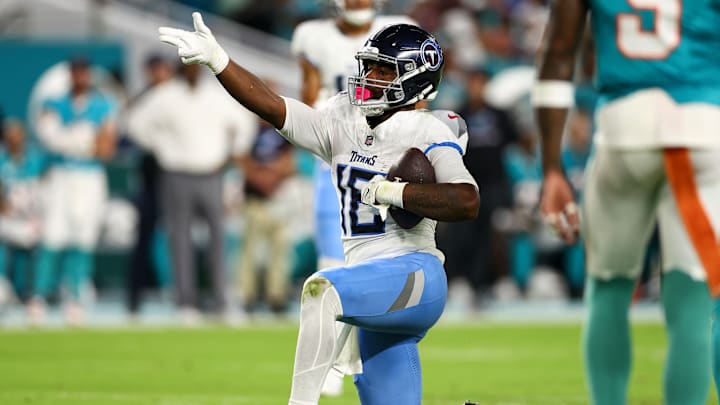 Tennessee Titans v Miami Dolphins