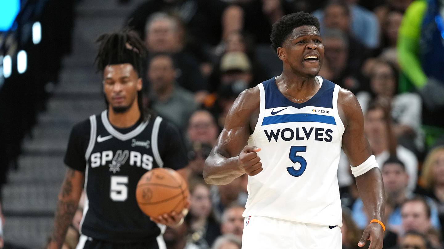 Wolves-Spurs Game 6: How to Watch, Referee Assignments, Betting Odds