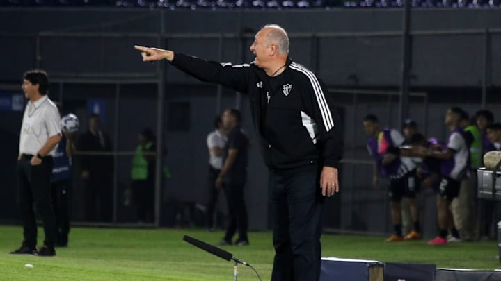 Desde que assumiu o cargo no Galo, Felipão ainda não venceu