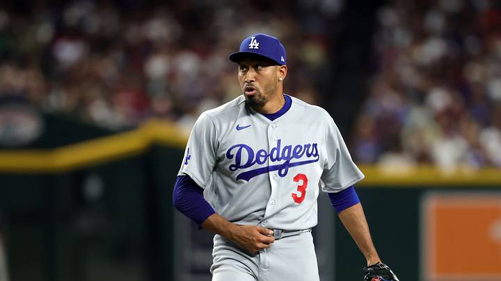 Aug 7, 2026; Phoenix, Arizona, USA; Los Angeles Dodgers pitcher Edwin Diaz against the Arizona Diamondbacks at Chase Field. Mandatory Credit: Mark J. Rebilas-Imagn Images Aug 7, 2026; Phoenix, Arizona, USA; Los Angeles Dodgers pitcher Edwin Diaz against the Arizona Diamondbacks at Chase Field. Mandatory Credit: Mark J. Rebilas-Imagn Images