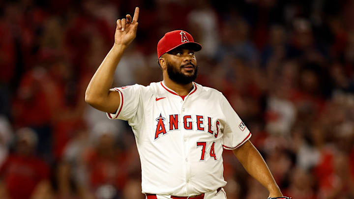 Houston Astros v Los Angeles Angels