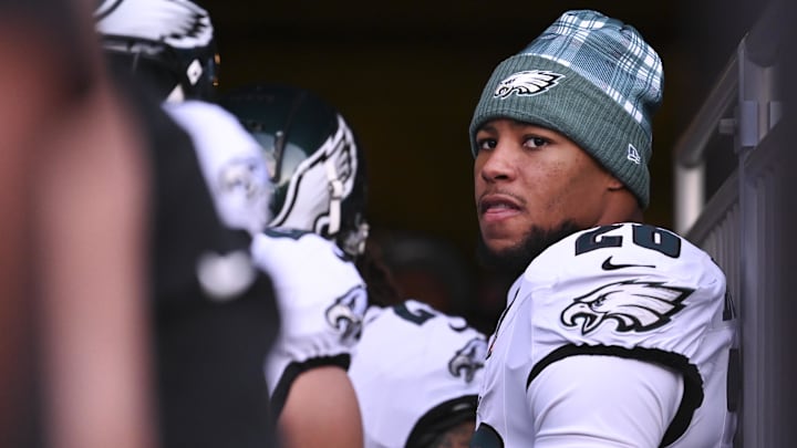 Dec 1, 2024; Baltimore, Maryland, USA; Philadelphia Eagles running back Saquon Barkley (26) waits in the tunnel with teammates before the game against the Baltimore Ravens at M&T Bank Stadium. Mandatory Credit: Tommy Gilligan-Imagn Images Dec 1, 2024; Baltimore, Maryland, USA; Philadelphia Eagles running back Saquon Barkley (26) waits in the tunnel with teammates before the game against the Baltimore Ravens at M&T Bank Stadium. Mandatory Credit: Tommy Gilligan-Imagn Images