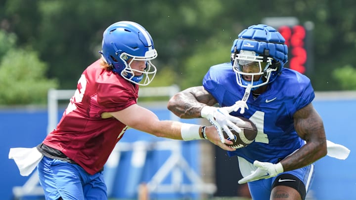 South Carolina football plays the Kentucky Wildcats in week 2, but UK will be without top running back Chip Trayanum