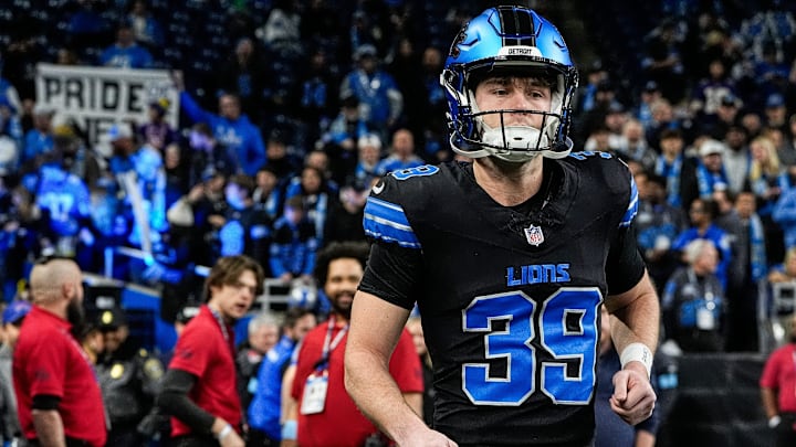 Detroit Lions place kicker Jake Bates (39) takes the field for warm up before the game between Detroit Lions and Minnesota Vikings at Ford Field in Detroit on Sunday, Jan. 5, 2025.