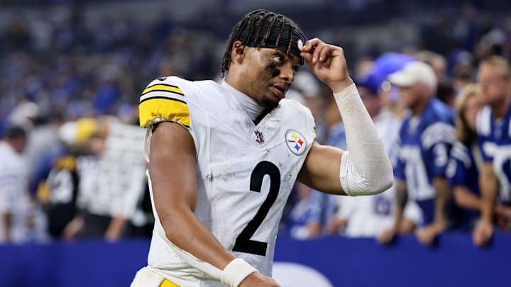 Pittsburgh Steelers v Indianapolis Colts