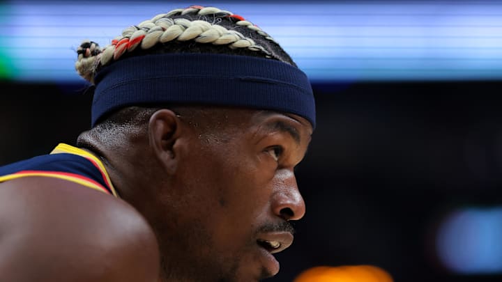 Mar 25, 2025; Miami, Florida, USA; Golden State Warriors forward Jimmy Butler III (10) looks on against the Miami Heat during the first quarter at Kaseya Center. Mandatory Credit: Sam Navarro-Imagn Images Mar 25, 2025; Miami, Florida, USA; Golden State Warriors forward Jimmy Butler III (10) looks on against the Miami Heat during the first quarter at Kaseya Center. Mandatory Credit: Sam Navarro-Imagn Images
