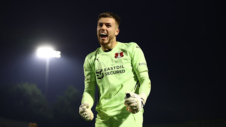 Josh Keeley in action for Leyton Orient 