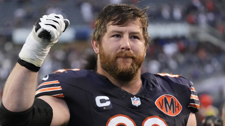 Sep 21, 2025; Chicago, Illinois, USA; Chicago Bears guard Joe Thuney (62) celebrates the Bears win against the Dallas Cowboys  at Soldier Field. Mandatory Credit: David Banks-Imagn Images