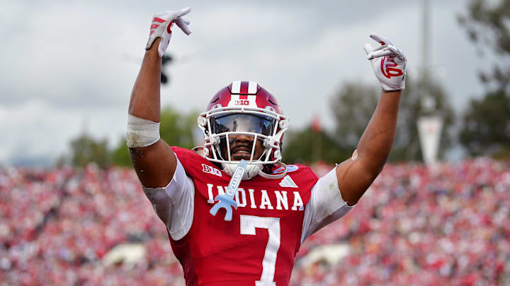 Indiana Hoosiers defensive back Louis Moore (7) celebrates after a breaking up a pass against the Alabama Crimson Tide in the second half of the 2026 Rose Bowl and quarterfinal game of the College Football Playoff at Rose Bowl Stadium. Mandatory Credit: Gary A. Vasquez-Imagn Images