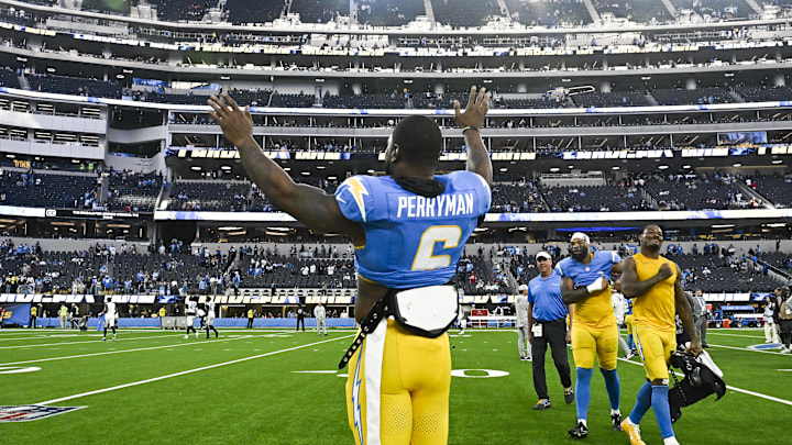 Nov 10, 2024; Inglewood, California, USA; Los Angeles Chargers linebacker Denzel Perryman (6) waves to the stands after the Chargers defeated the Tennessee Titans at SoFi Stadium. Mandatory Credit: Robert Hanashiro-Imagn Images